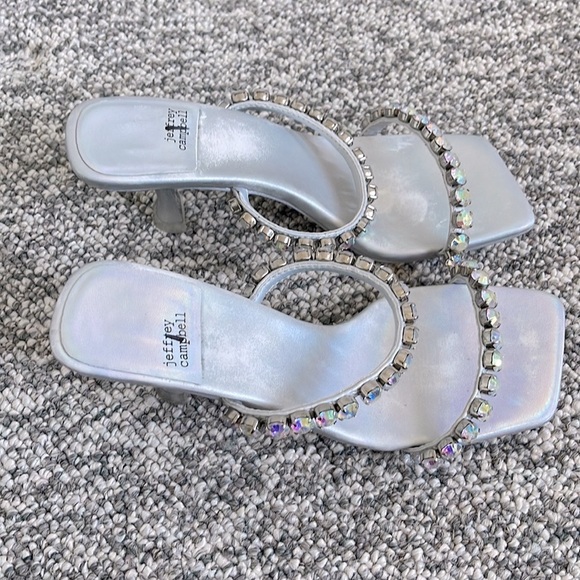 Women’s Jeffrey Campbell silver rhinestone sandals-Size 8 - Picture 2 of 4